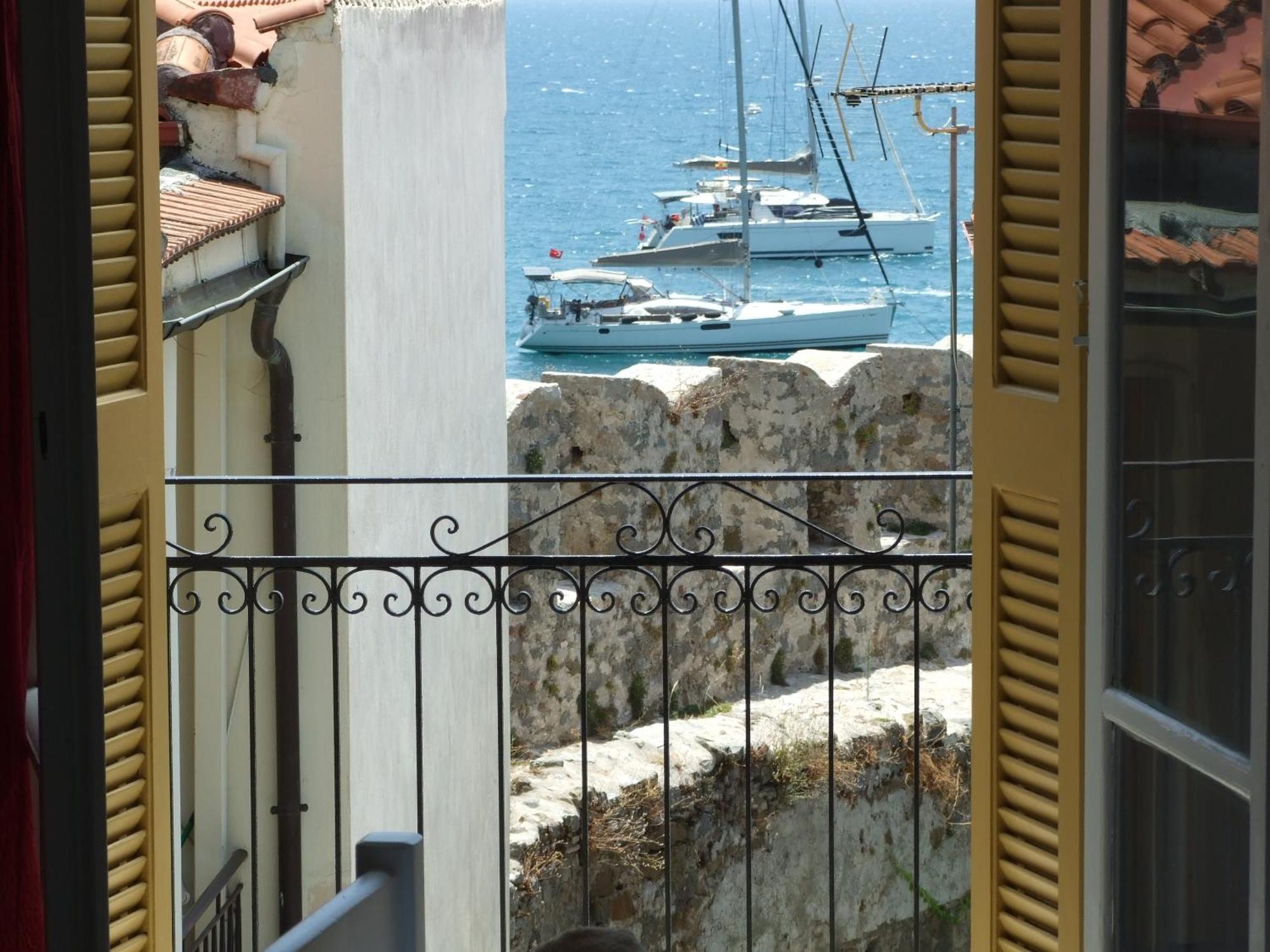 Nafpaktos Apartment And Studios In Port Kültér fotó